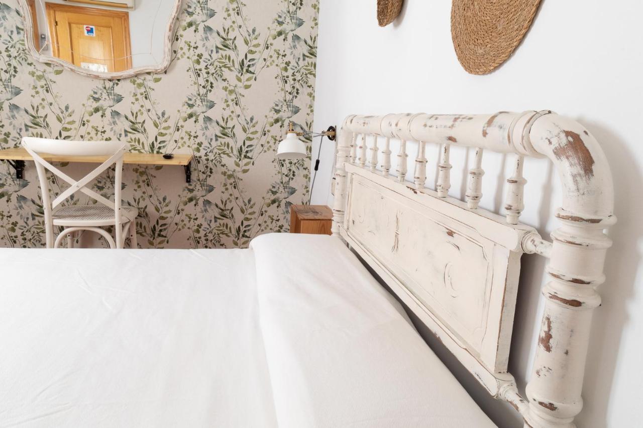Hostal El Pozo Чулиля Екстериор снимка