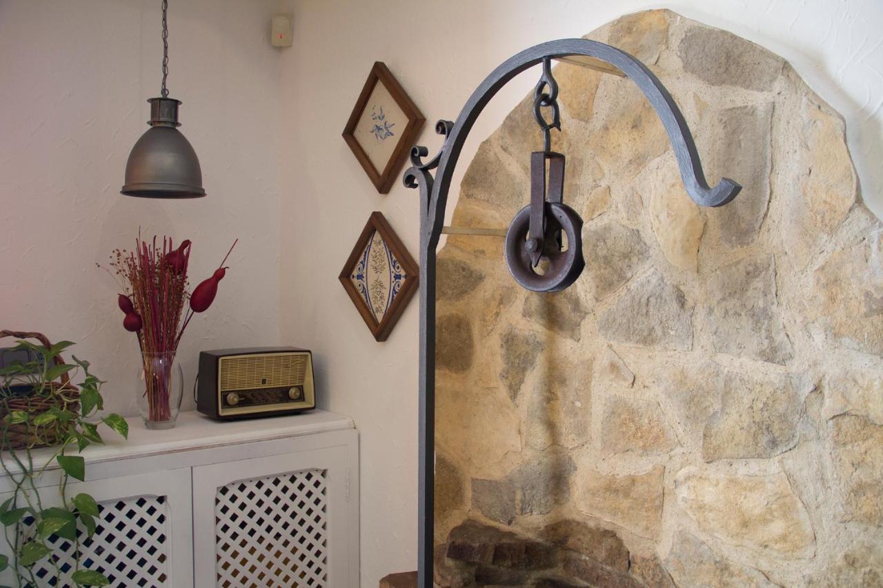 Hostal El Pozo Чулиля Екстериор снимка